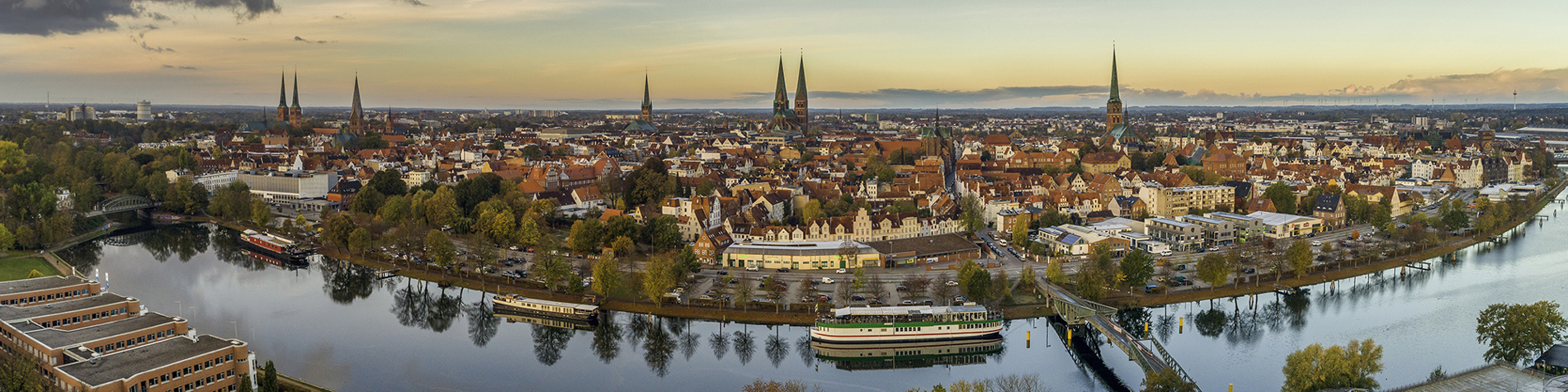 Lübeck Stadt Immobilien Häuser Wohnungen Fluss Trave